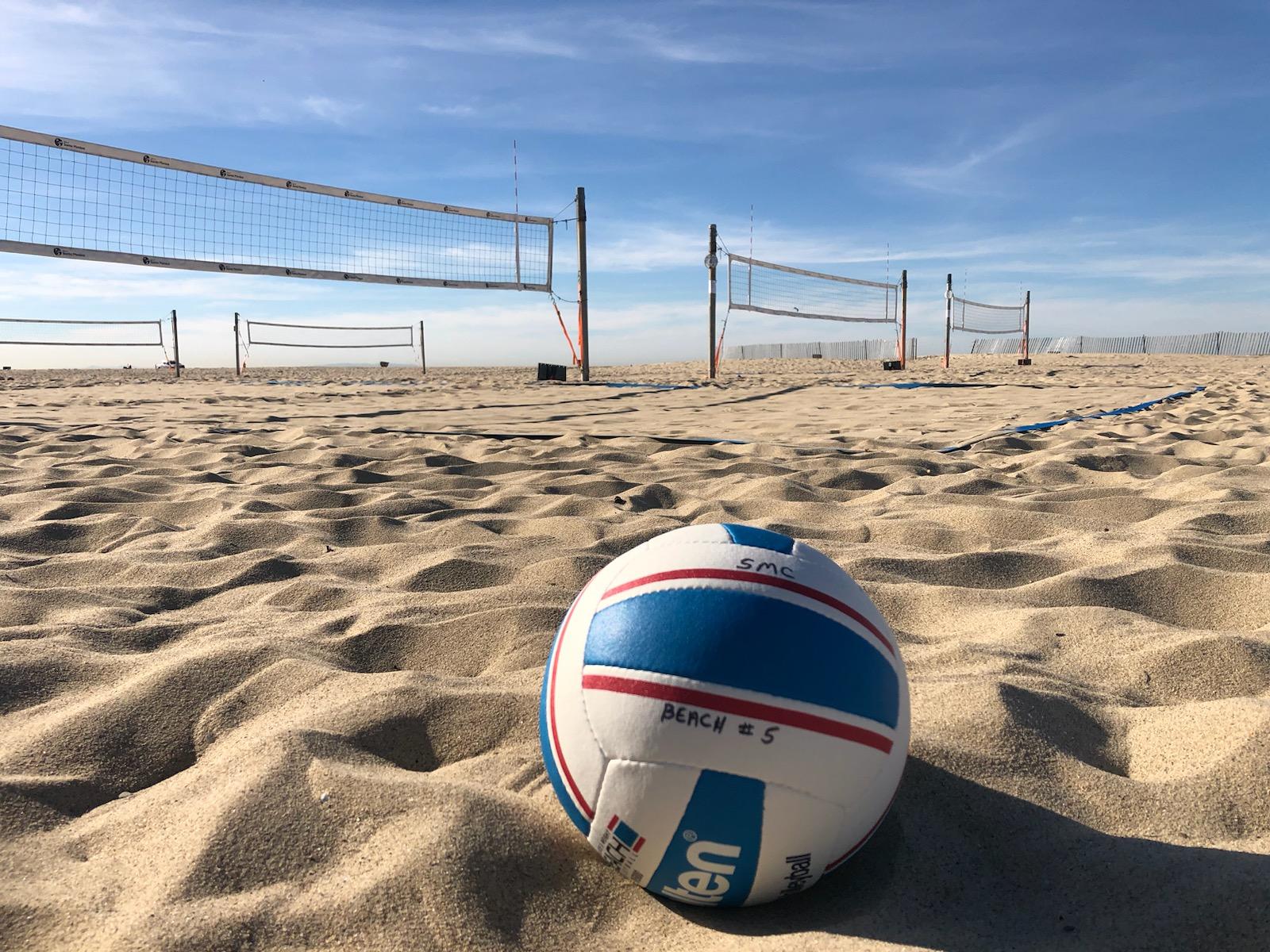 Beach Volleyball Great Start of Season